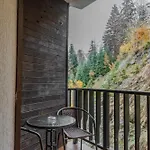 2r - туер Apartment